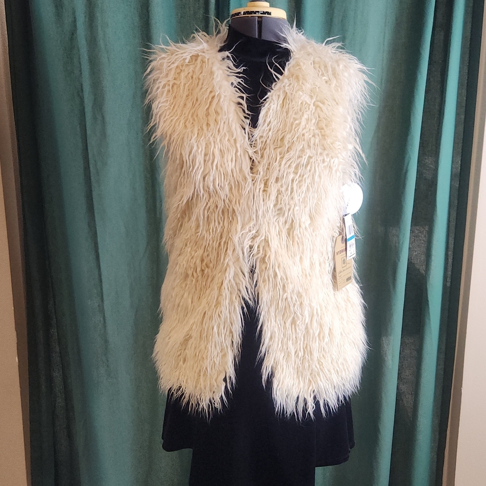 NWT Hydraulic Faux Fur Reversible Vest Size XL